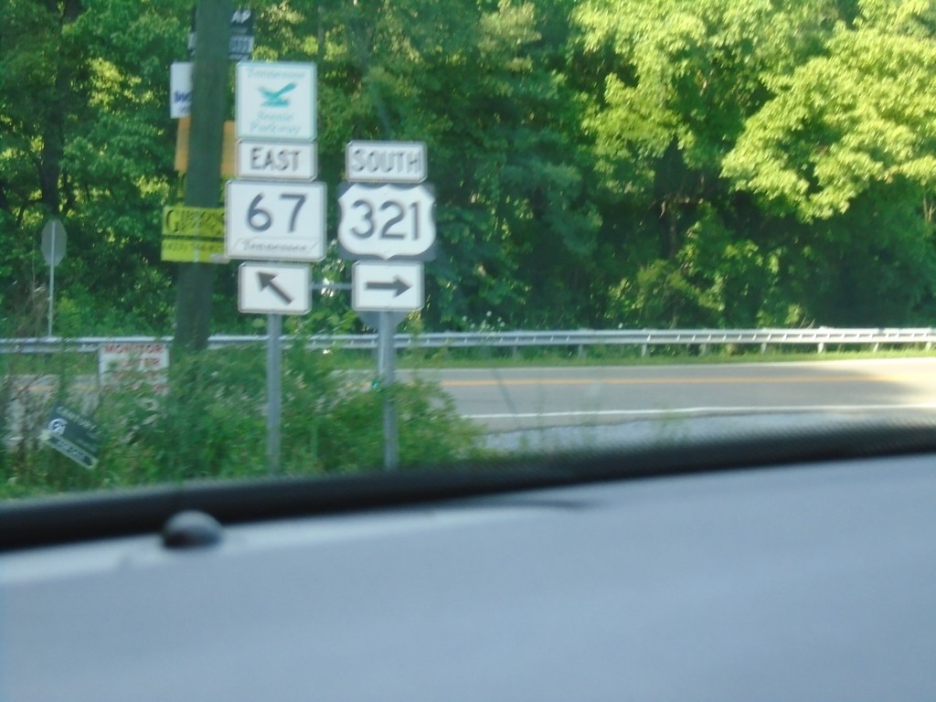 US-321 South/TN-67 East Split in Carter County