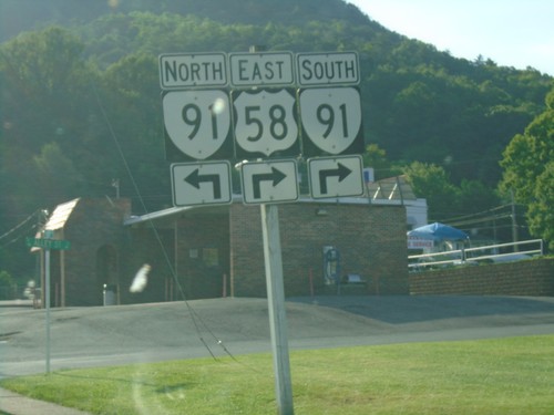 US-58 East at VA-91 in Damascus