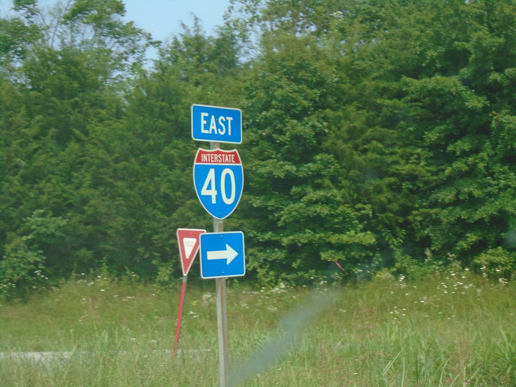 TNS-73 East at I-40 East (Exit 440)