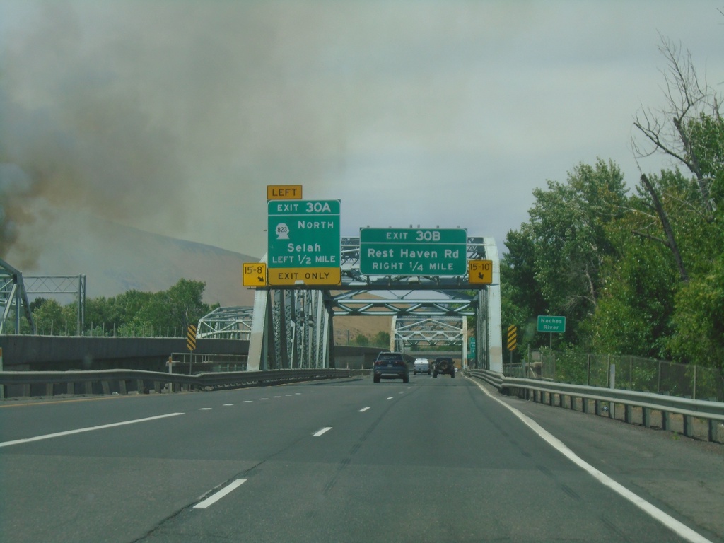 I-82 West - Exits 30B and 30A