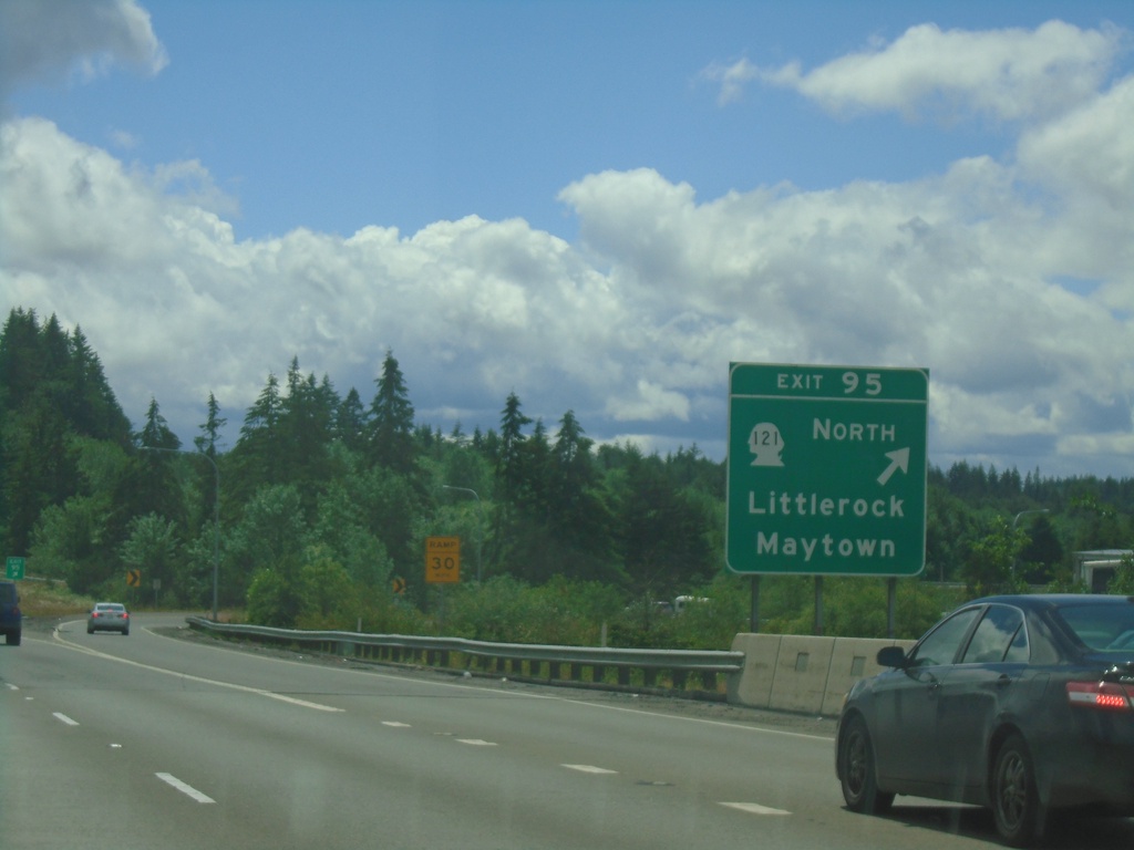 I-5 South - Exit 95