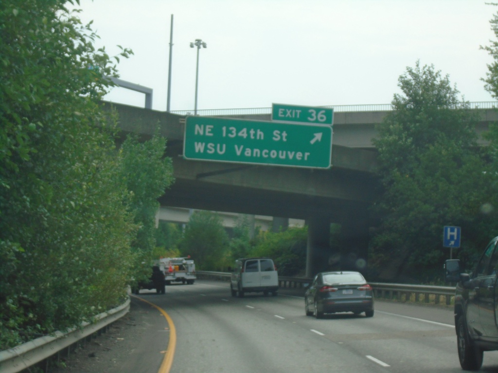 I-205 South - Exit 36