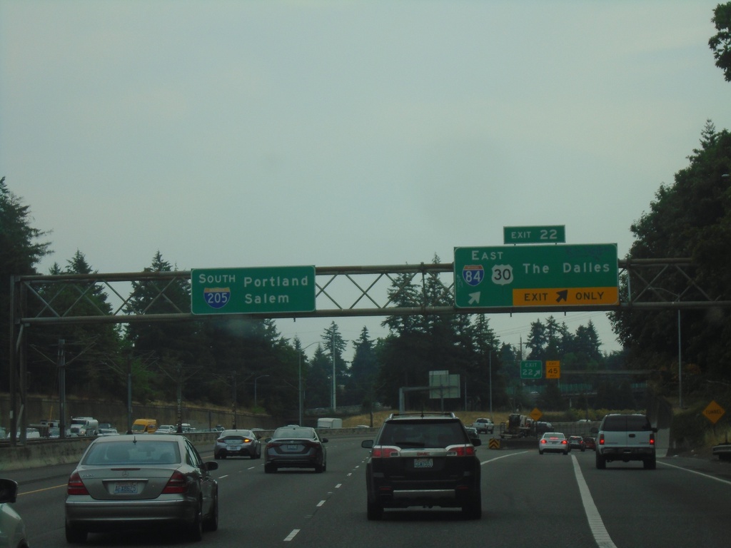 I-205 South - Exit 22