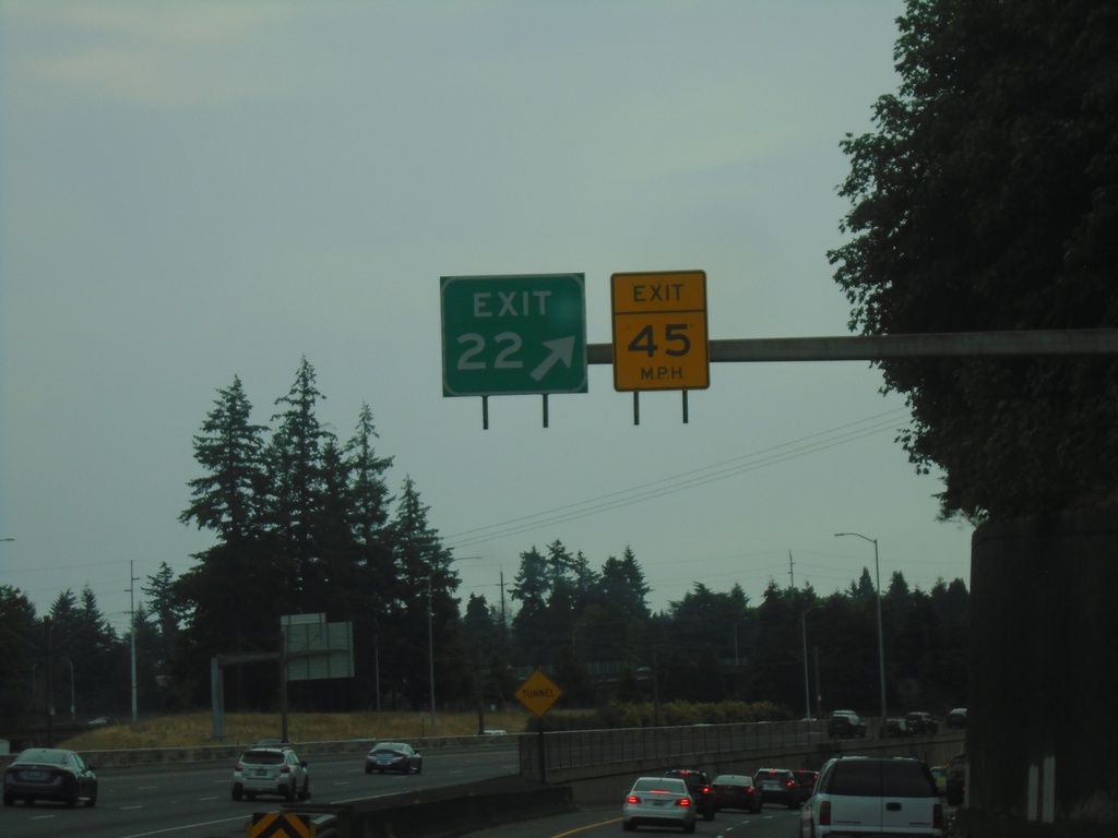 I-205 South - Exit 22