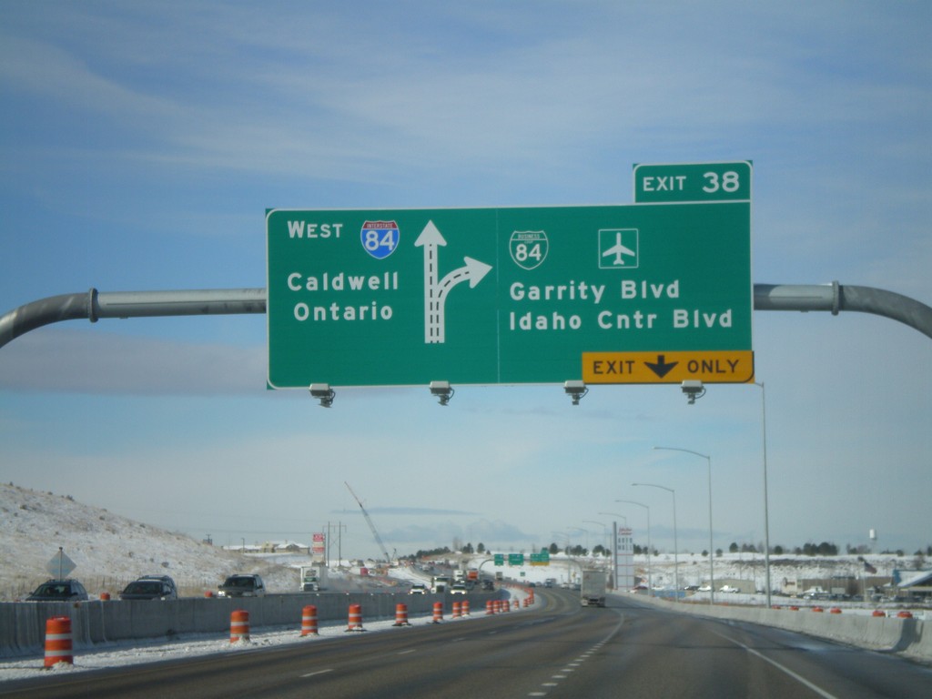 I-84 West - Exit 38