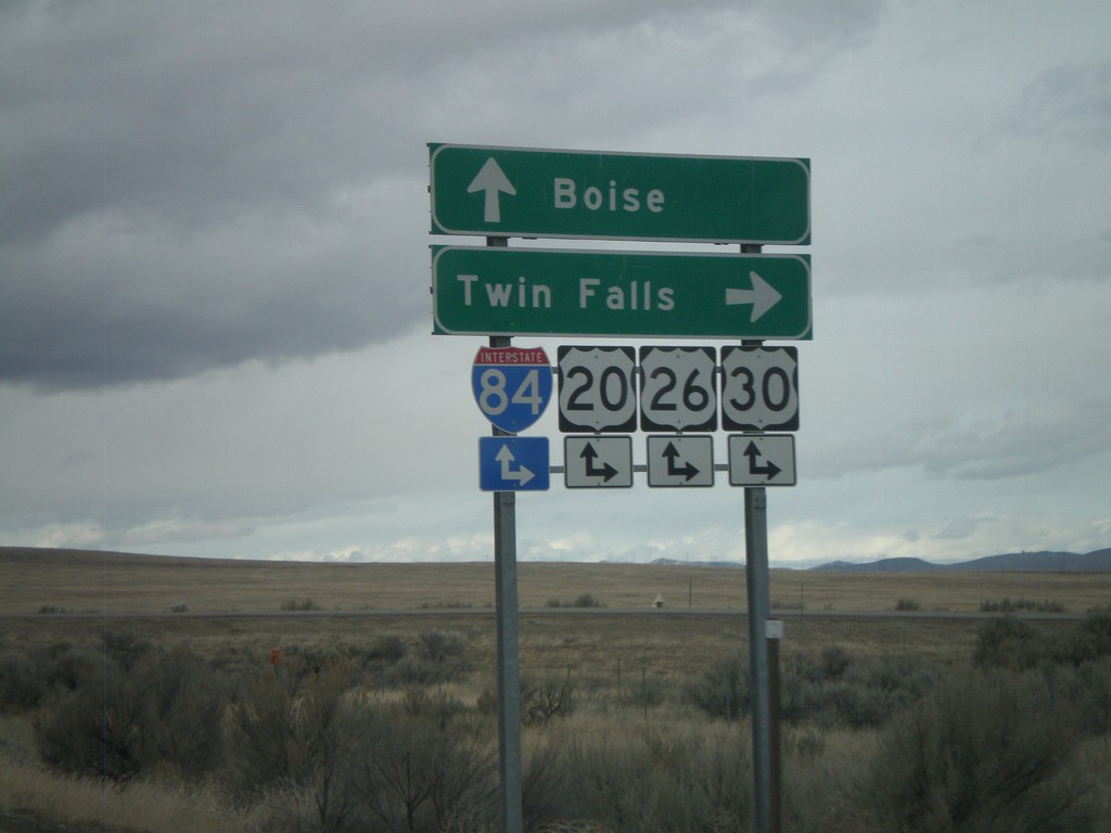 End BL-84 East at I-84 (Exit 90)