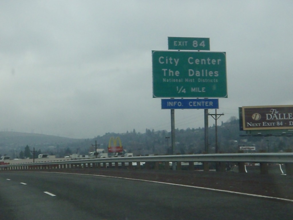 I-84 East Approaching Exit 84