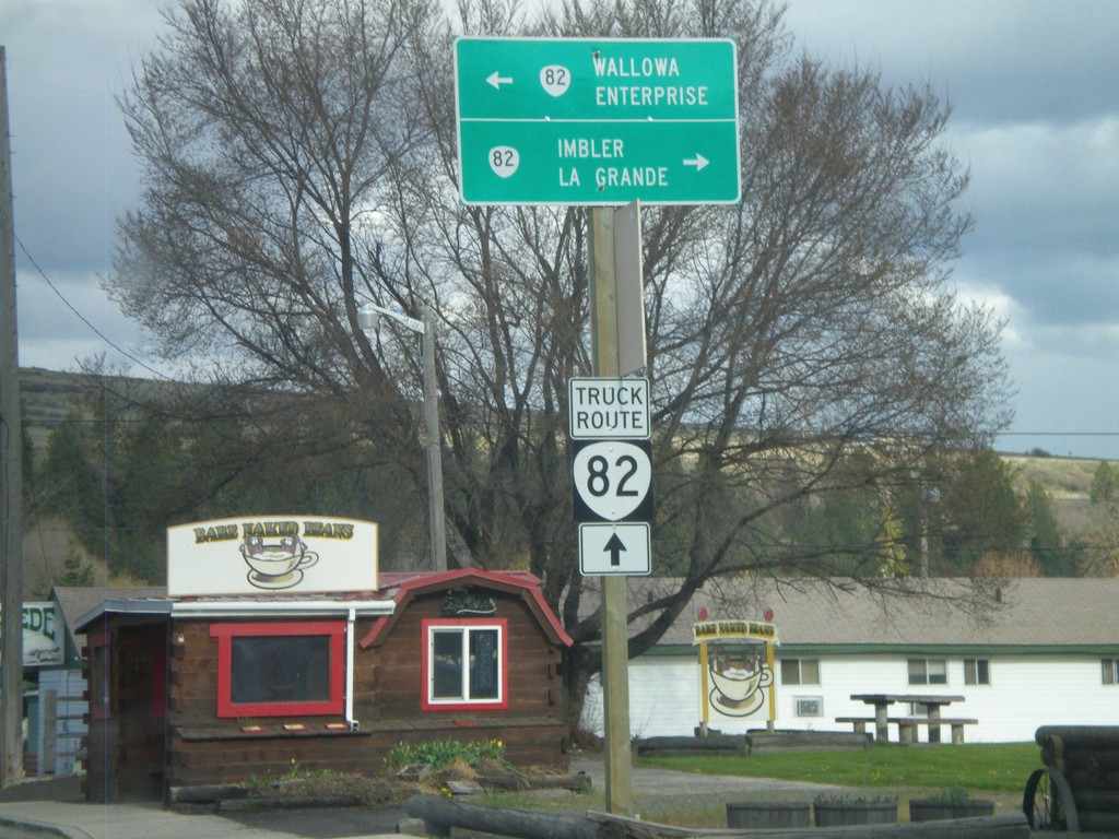 End OR-204 East at OR-82