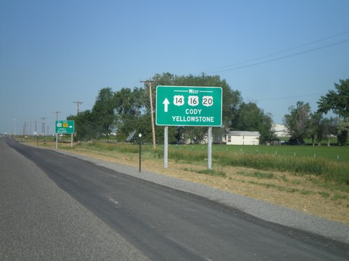 US-14/US-16/US-20 West/WY-789 at US-310/WY-789 North