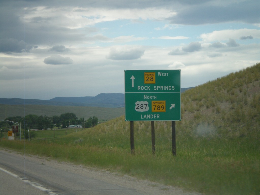 US-287/WY-789 North Approaching WY-28