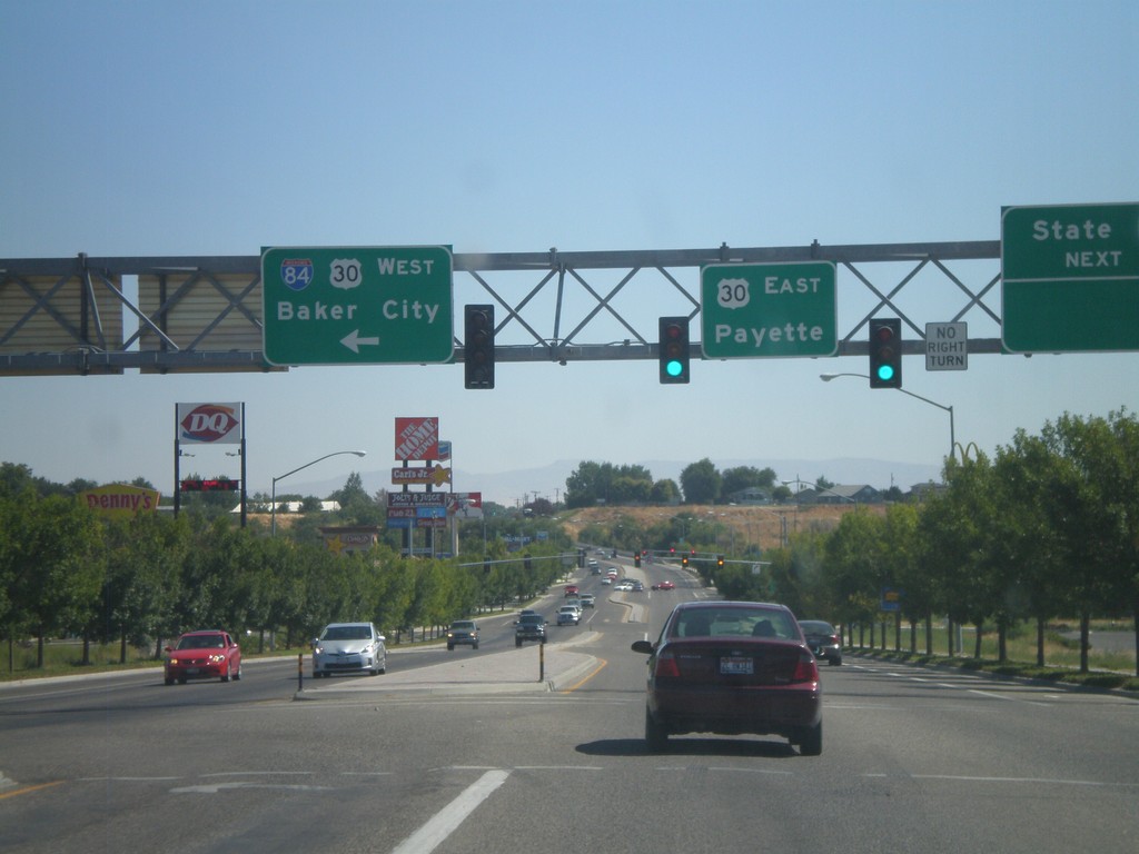 End Bus. US-30 At I-84/US-30