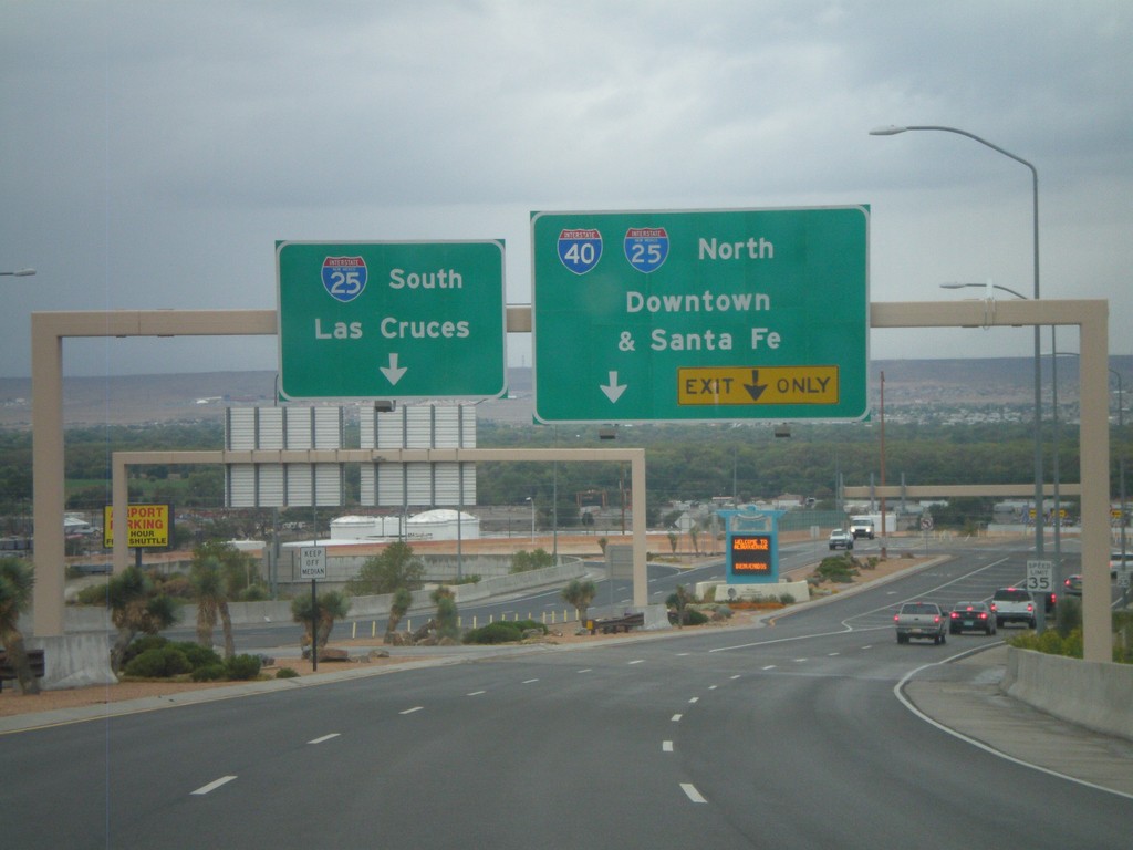 Sunport Blvd. West Approaching I-25