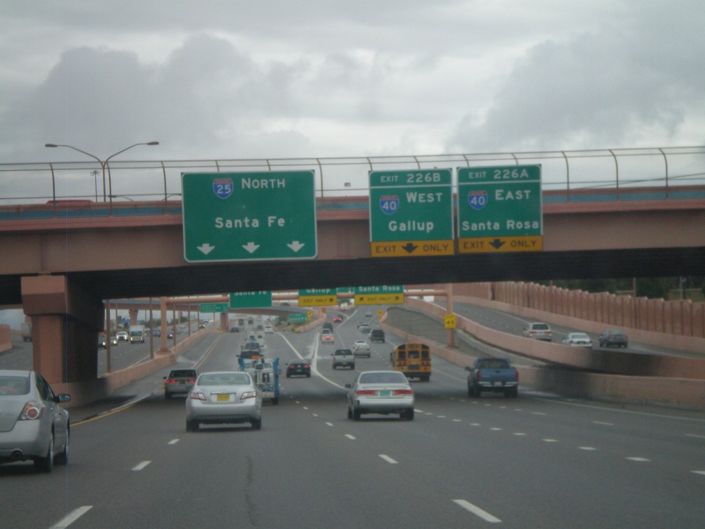 I-25 North - Exits 226A and B