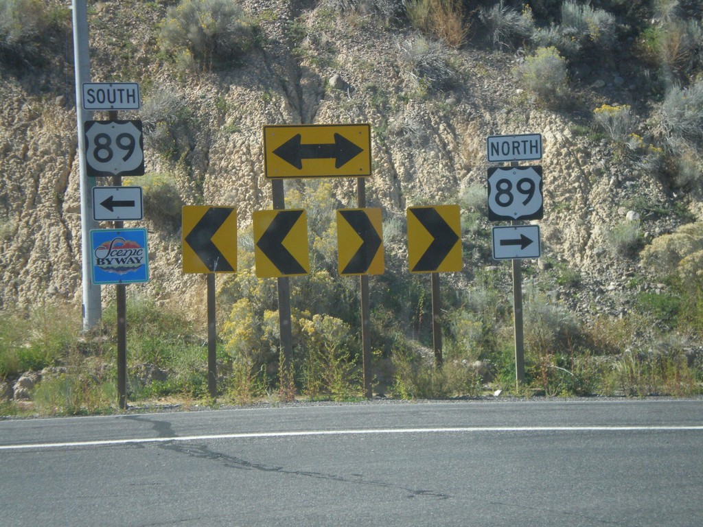 End UT-12 West at US-89