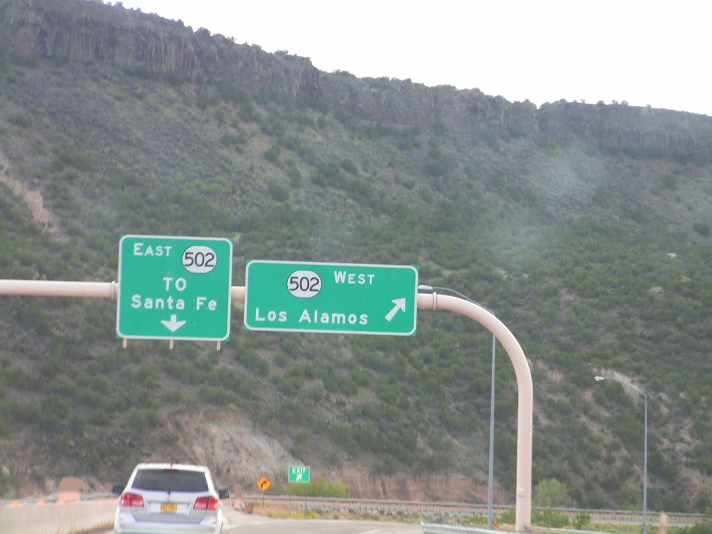 End NM-30 South at NM-520