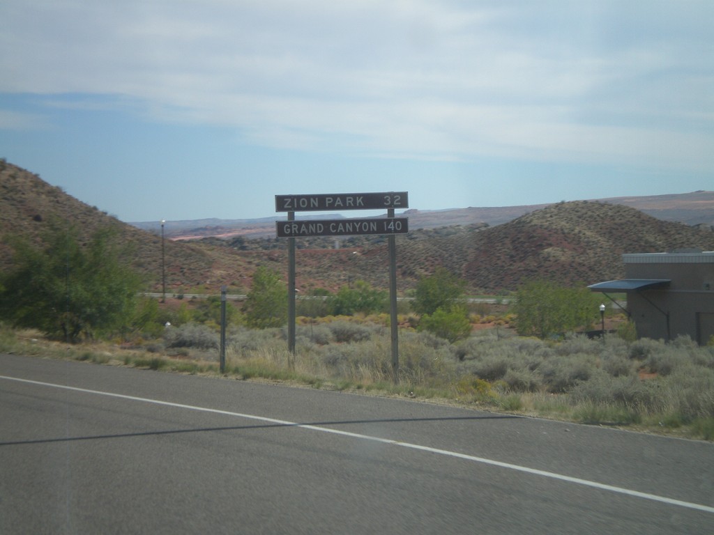 Distance Marker on UT-9 East