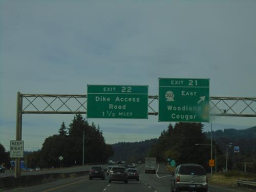 I-5 North - Exits 21 and 22