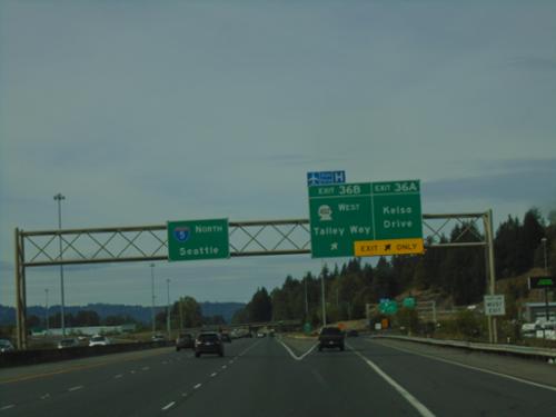 I-5 North - Exit 36A-B