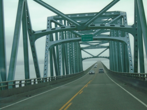 US-101 South - Entering Oregon