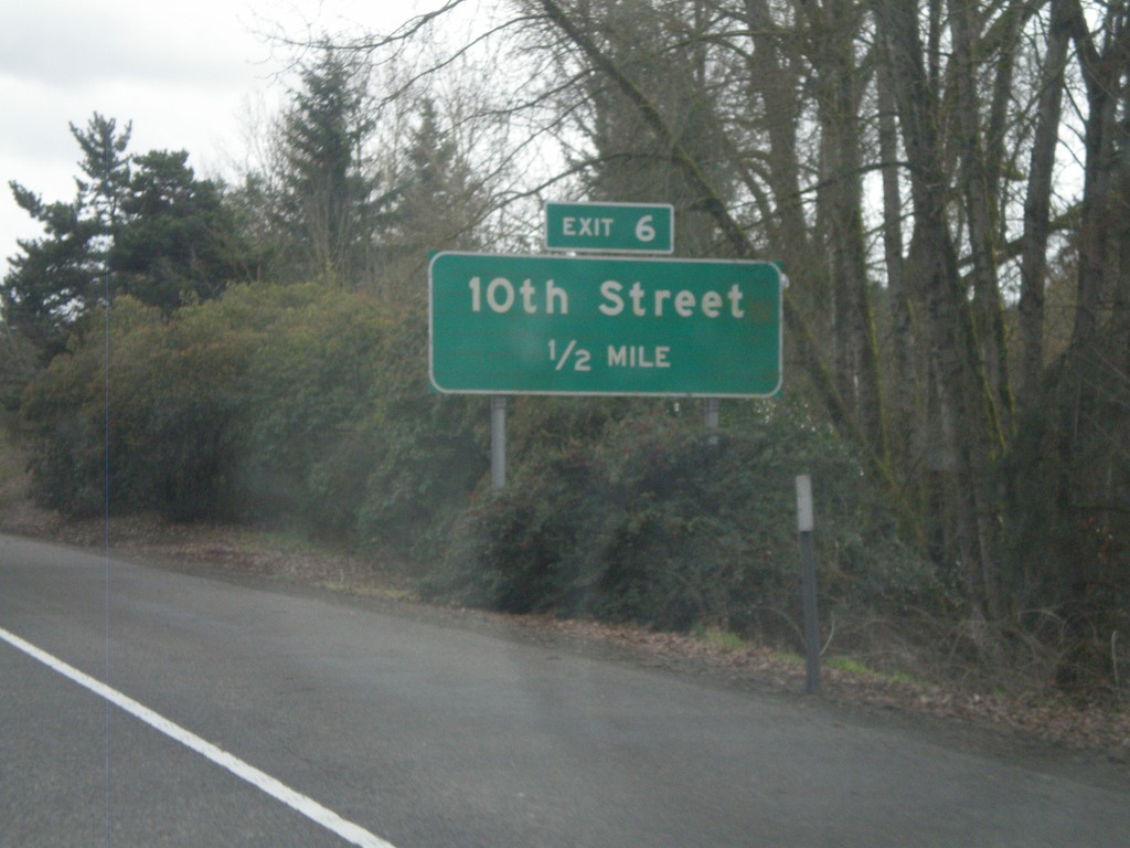 I-205 North Approaching Exit 6