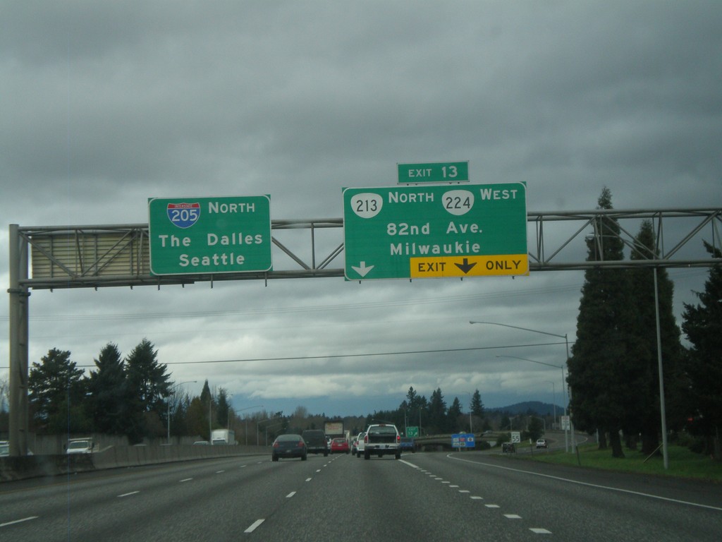 I-205 North - Exit 13