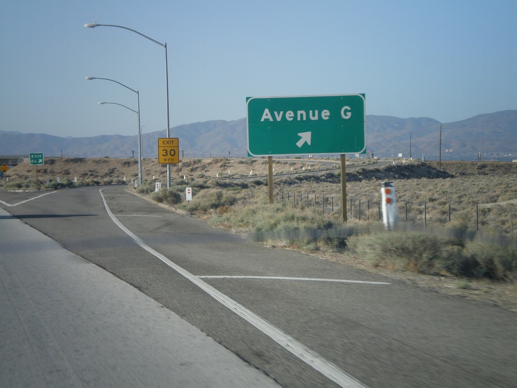 CA-14 South/CA-138 East - Exit 46