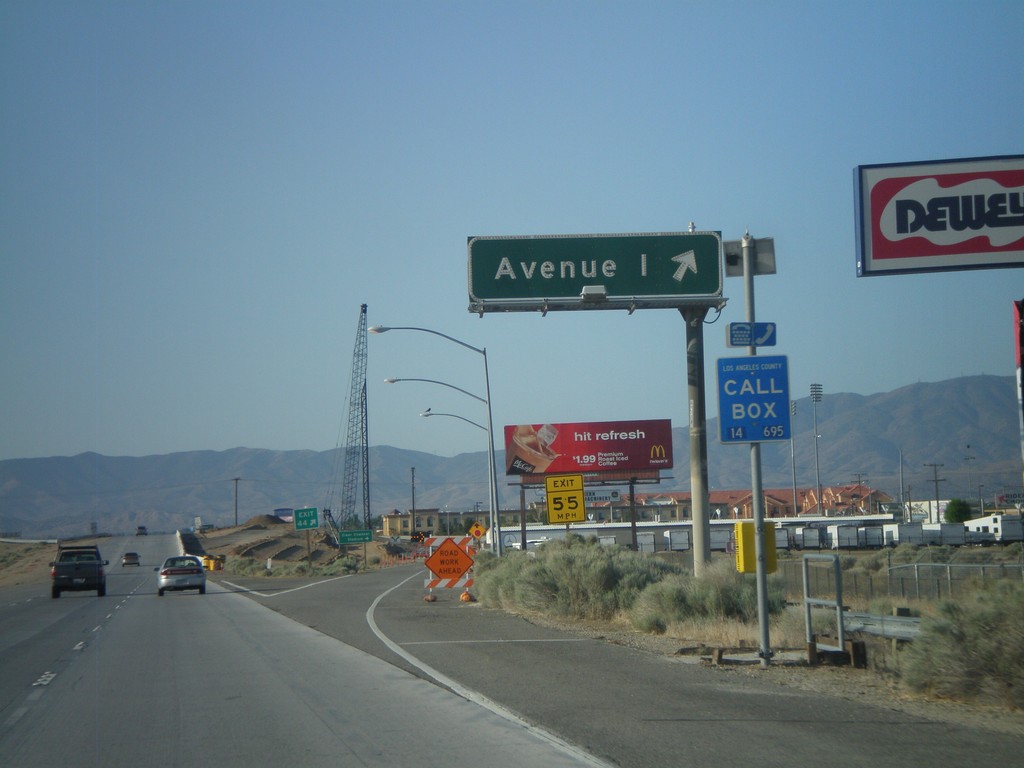 CA-14 South/CA-138 East - Exit 44