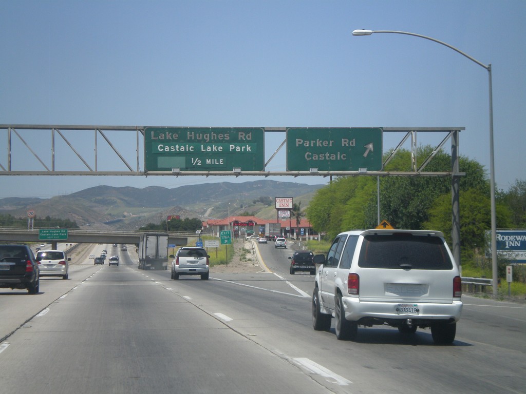 I-5 North - Exits 176A and 176B