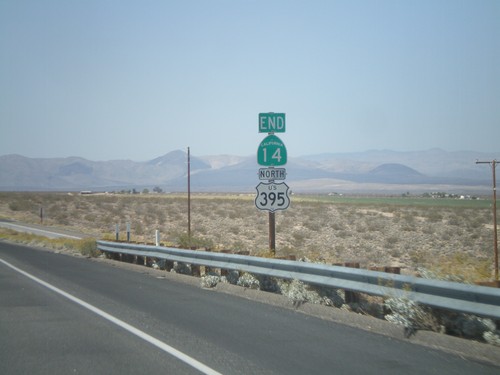 End CA-14 North at US-395