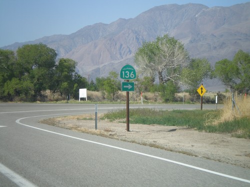 US-395 North at CA-136 East