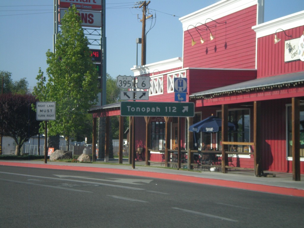 US-395 North at US-6