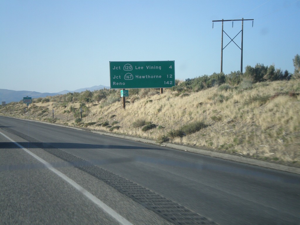 US-395 North - Distance Marker