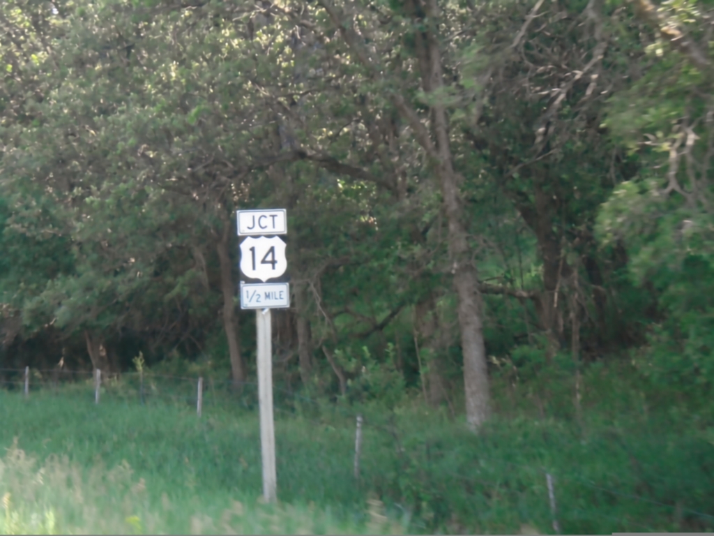 WY-24 West Approaching US-14