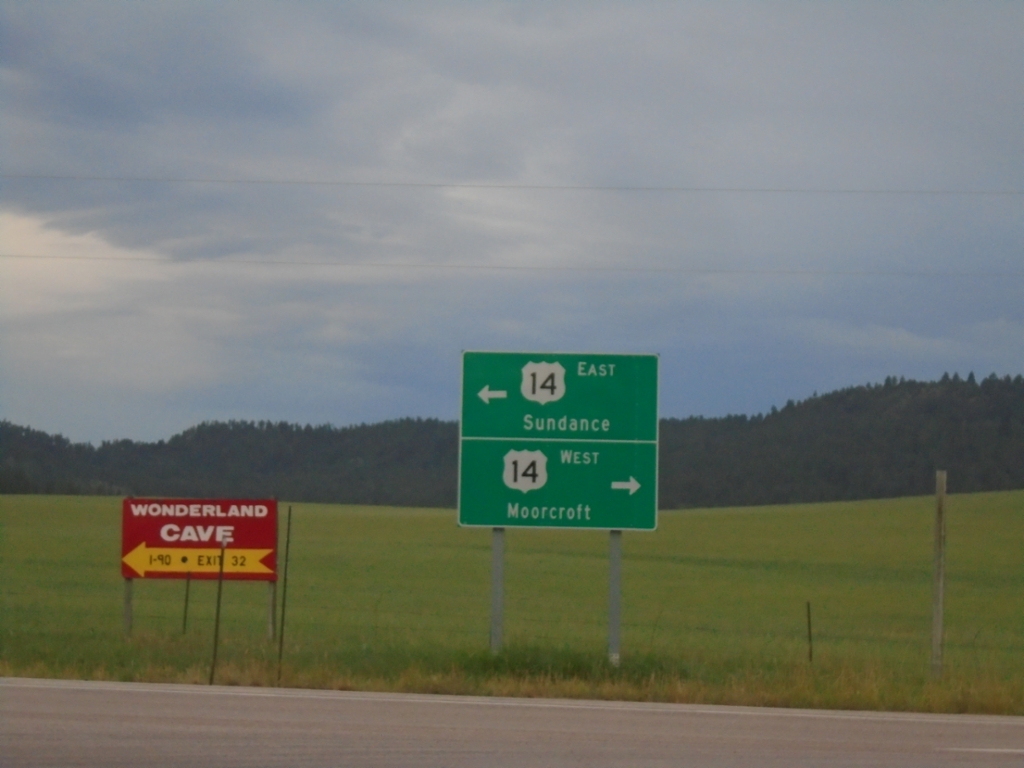 End WY-24 West at US-14