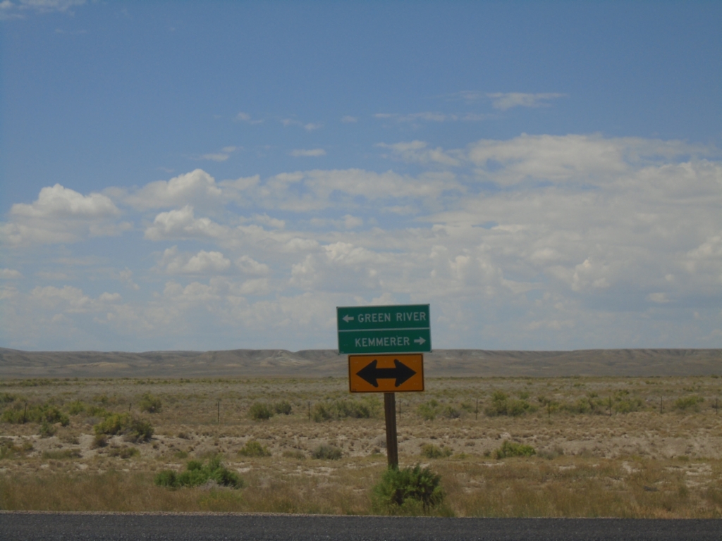 End WY-28 West at WY-372
