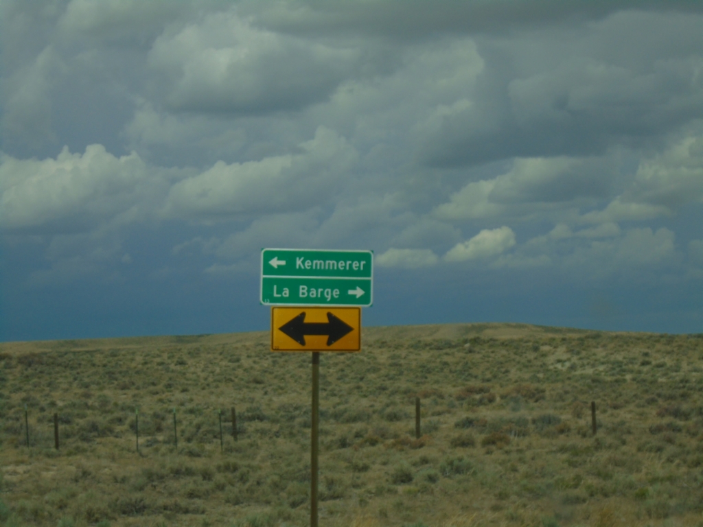 End WY-372 at US-189