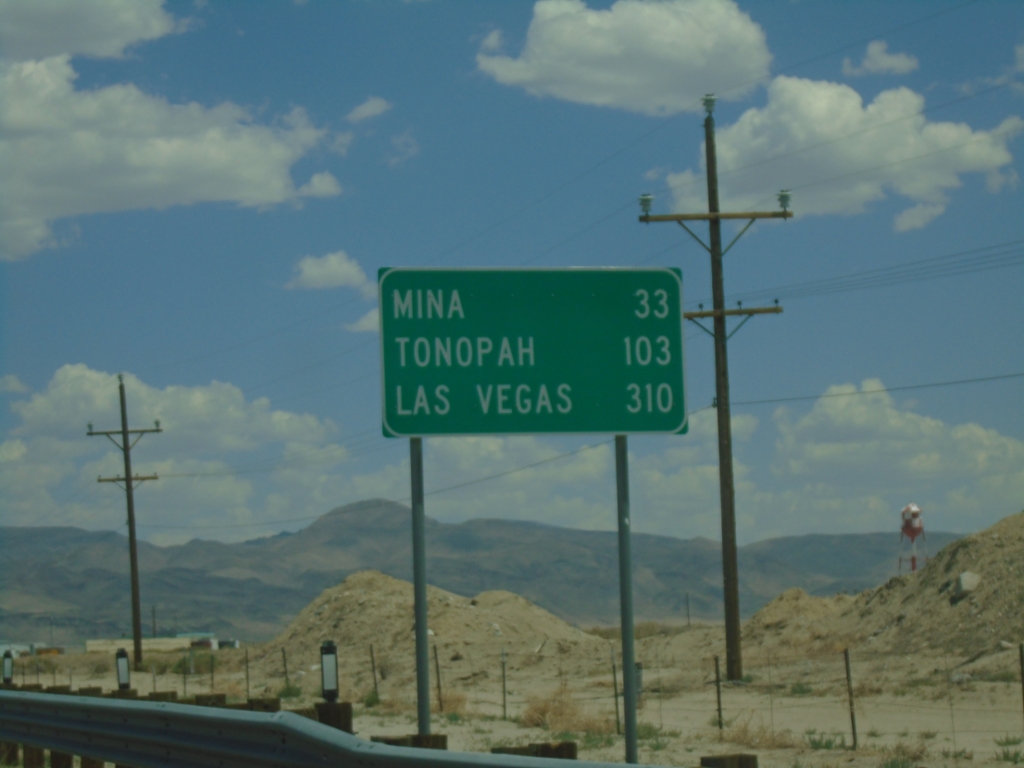 US-95 South - Distance Marker