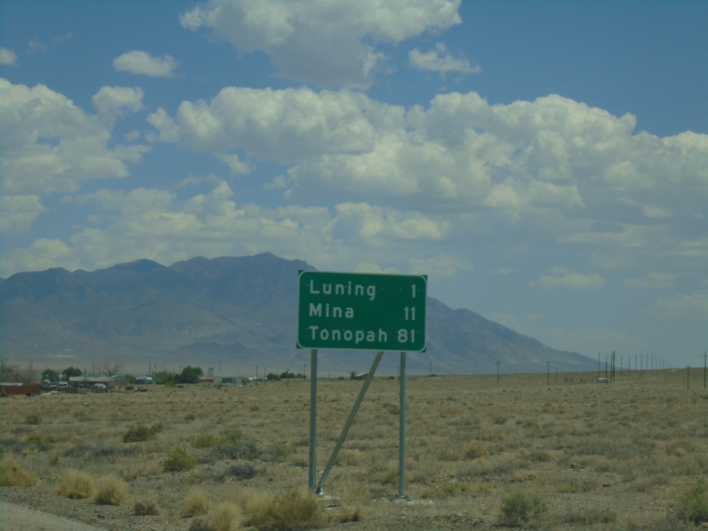 US-95 South - Distance Marker