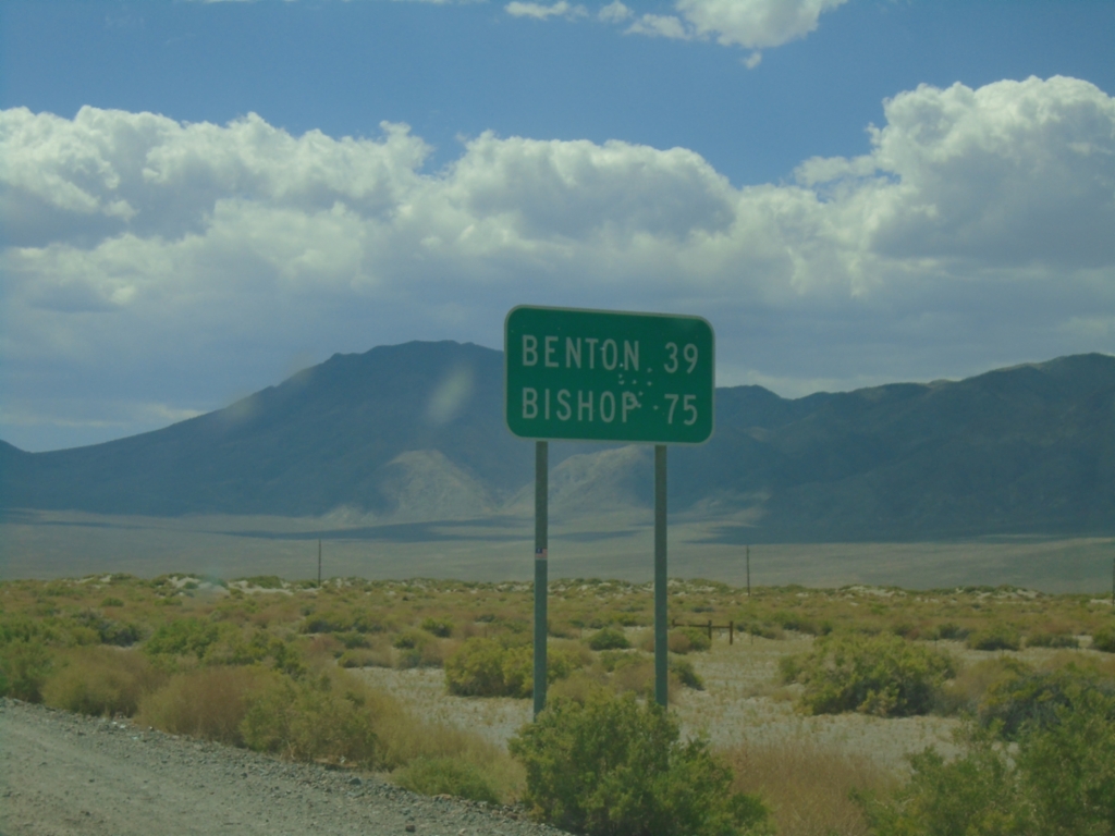 NV-360 South - Distance Marker