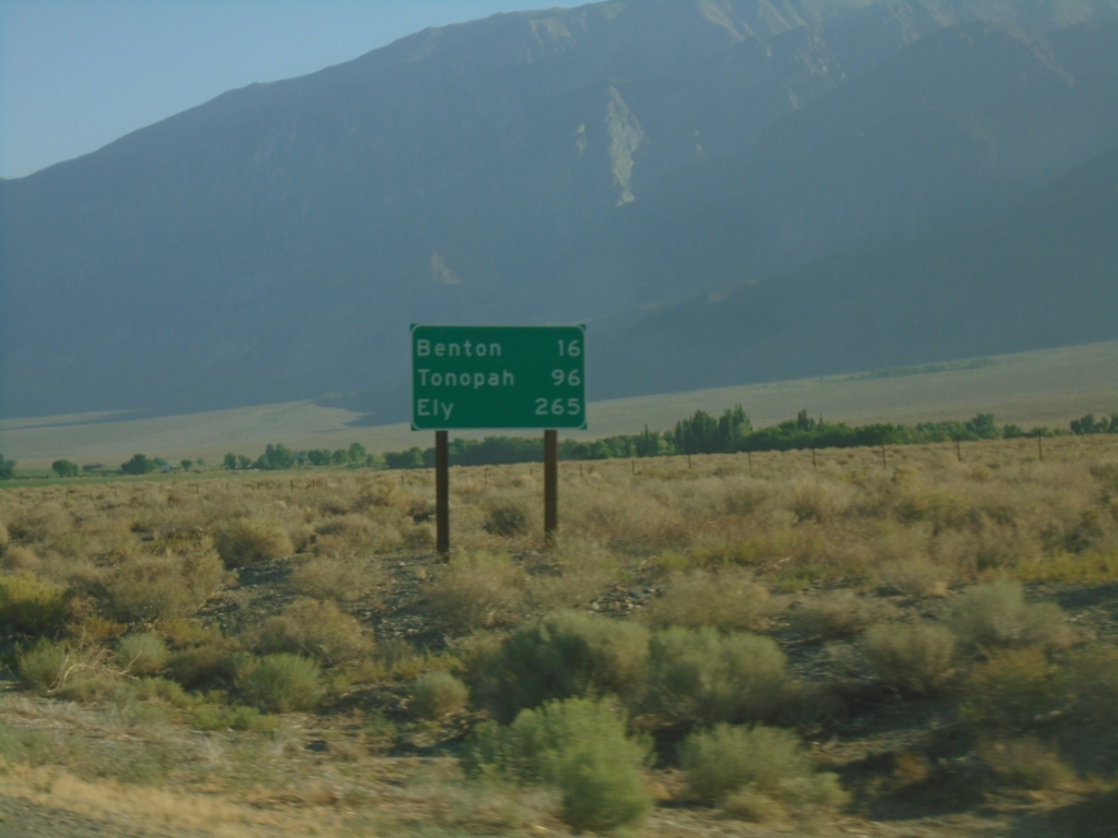 US-6 East - Distance Marker
