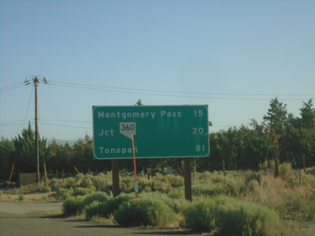 US-6 East - Distance Marker