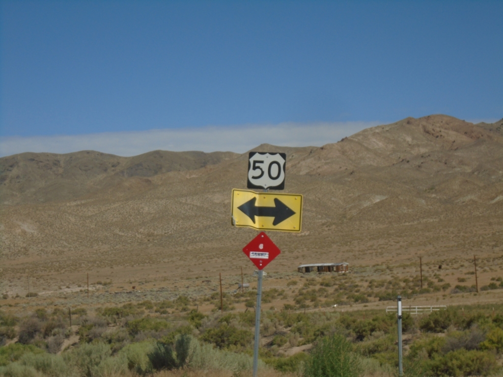 End NV-361 North at US-50 - Middlegate Junction