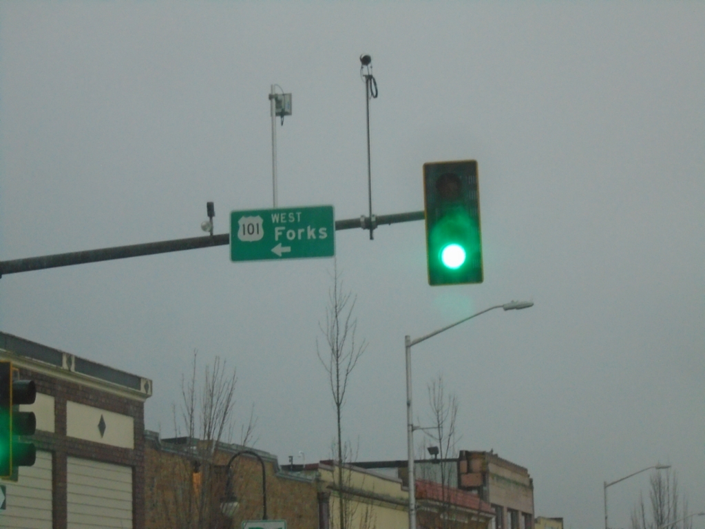 US-101 West at Lincoln St. - Port Angeles