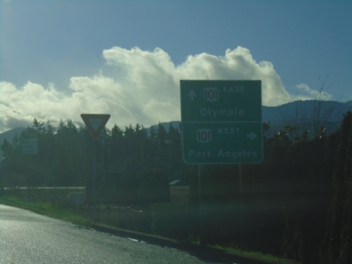 River Road South at US-101