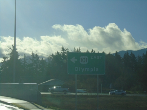 River Road South at US-101 East