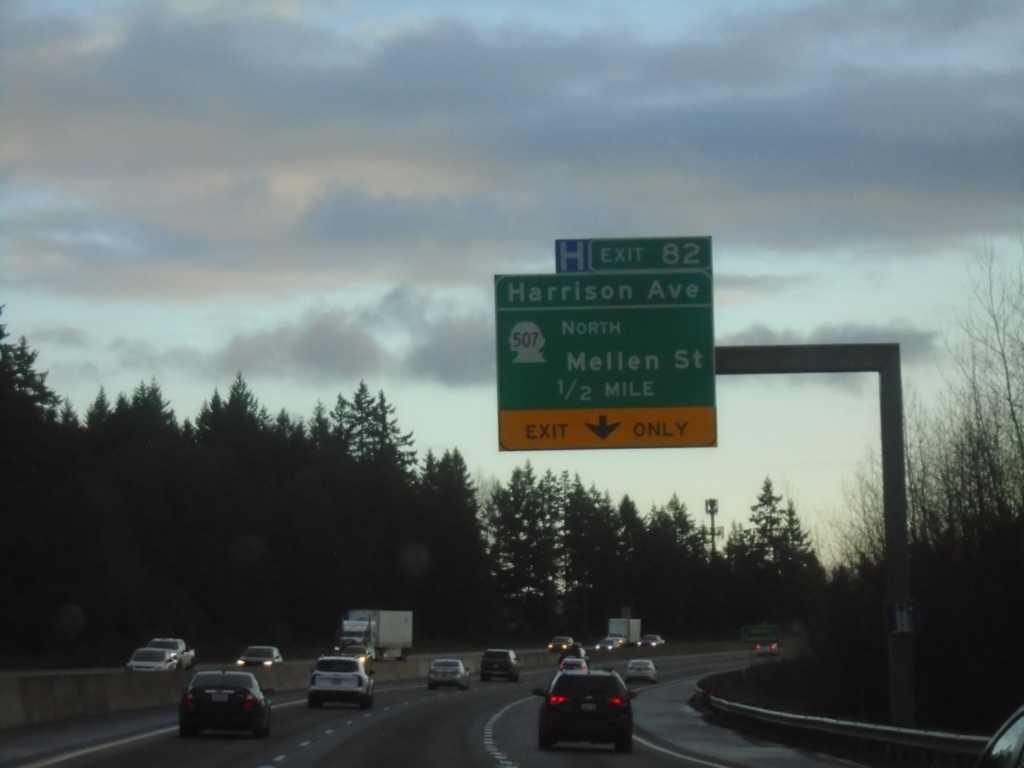 I-5 South - Exit 82