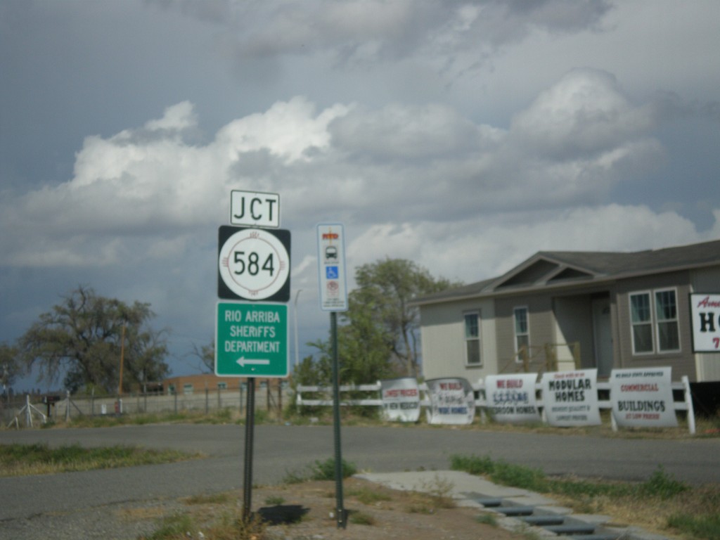 US-285 North/US-84 West Approaching NM-584