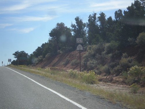 UT-95 East Approaching UT-261