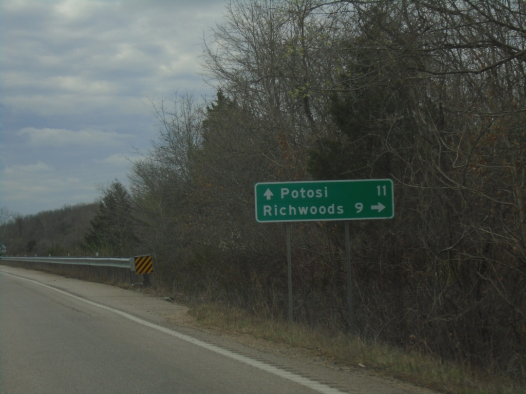 MO-21 South Approaching MO-47