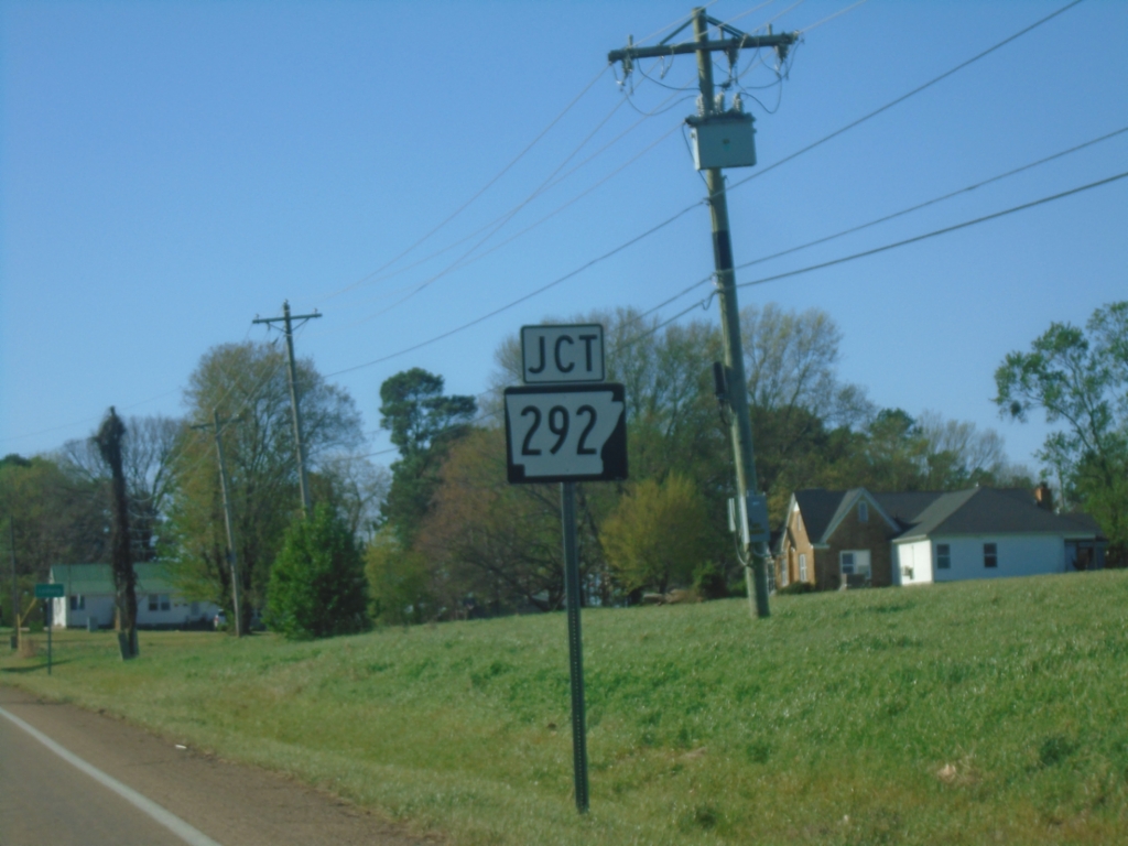AR-21 South Approaching AR-292